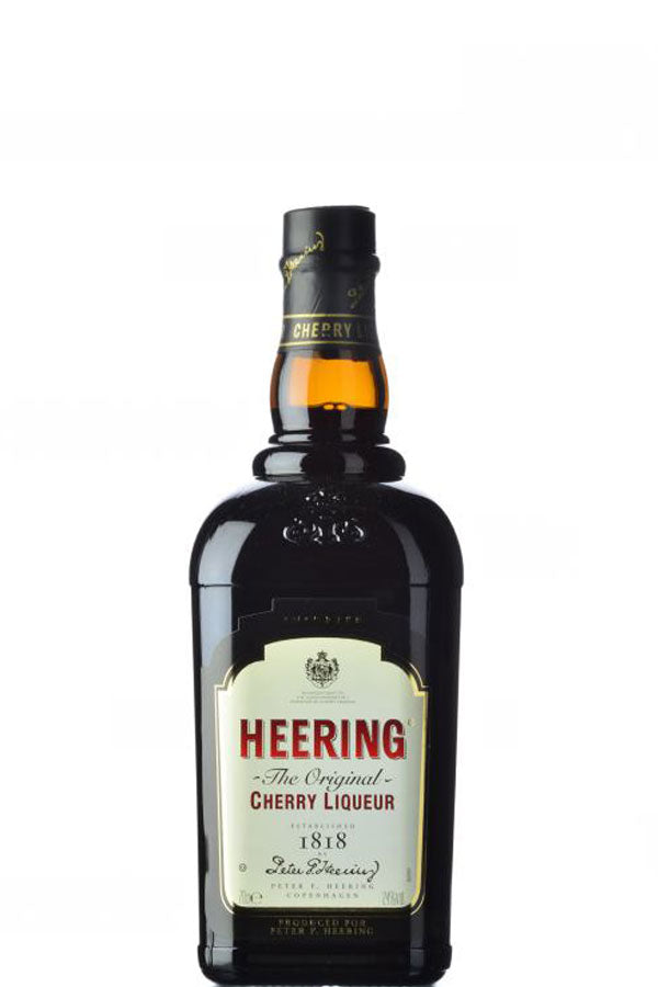 Peter F. Heering Cherry Liqueur 24% vol. 0.7l