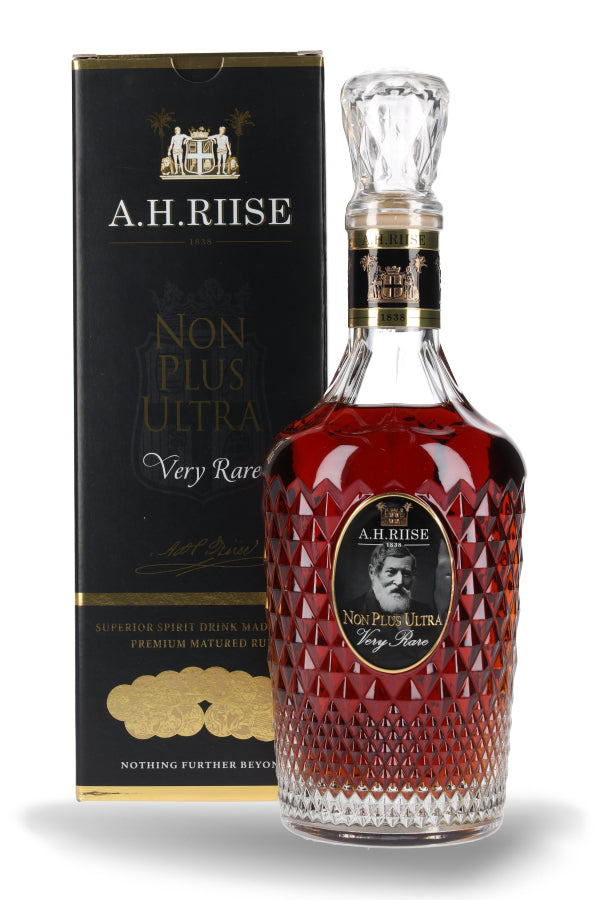 A.H. Riise Non Plus Ultra Rum 42% vol. 0.7l