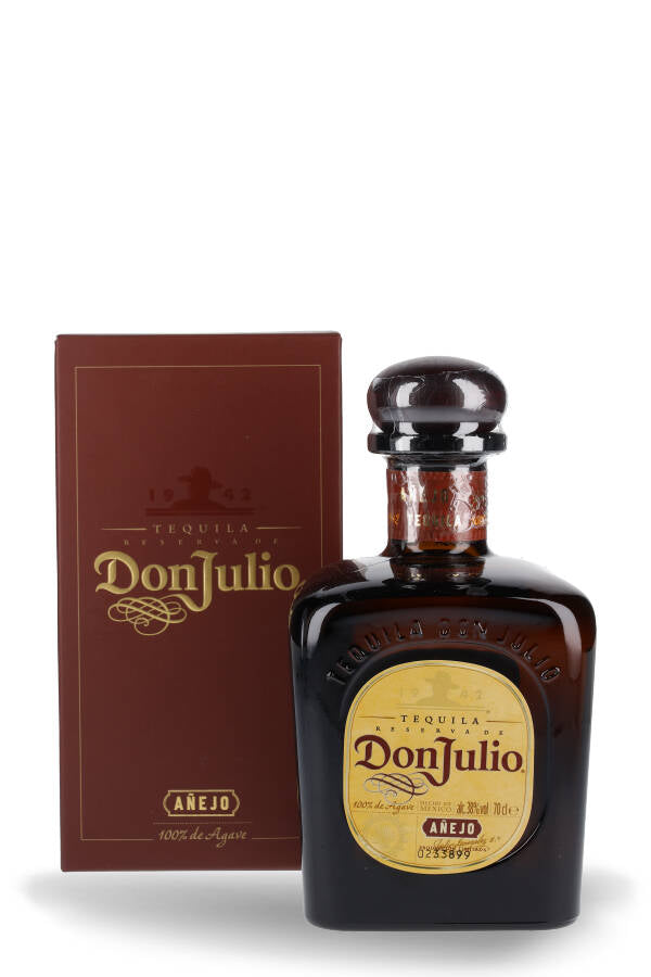 Don Julio Tequila Añejo 100% Agave 38% vol. 0.7l