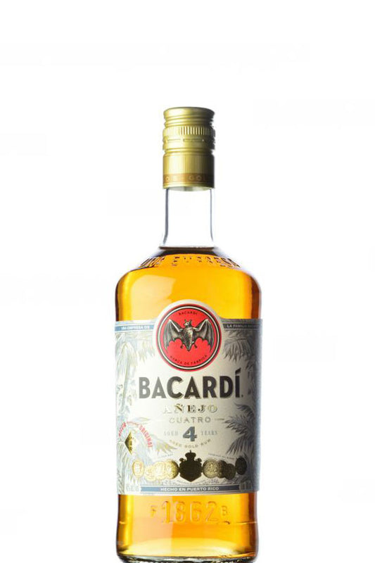 Bacardi 4 Jahre Anejo Cuatro Gold Rum 40% vol. 0.7l